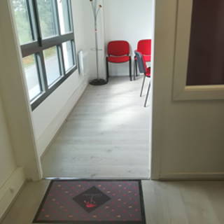 Bureau privé 12 m² 1 poste Coworking Boulevard des Artisans Bailly-Romainvilliers 77700 - photo 2